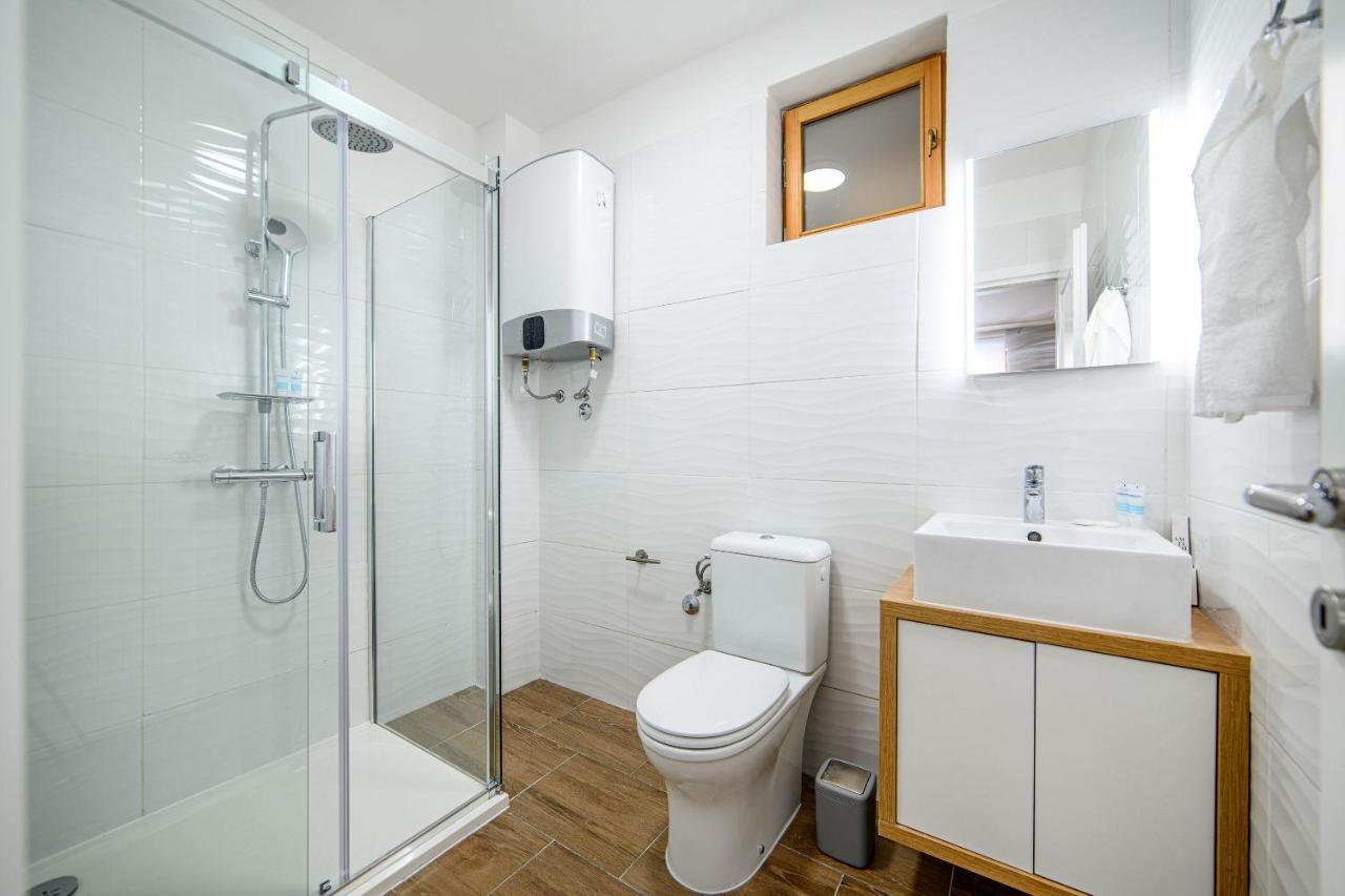 שיבניק Apartments Orsula Near Old Town מראה חיצוני תמונה