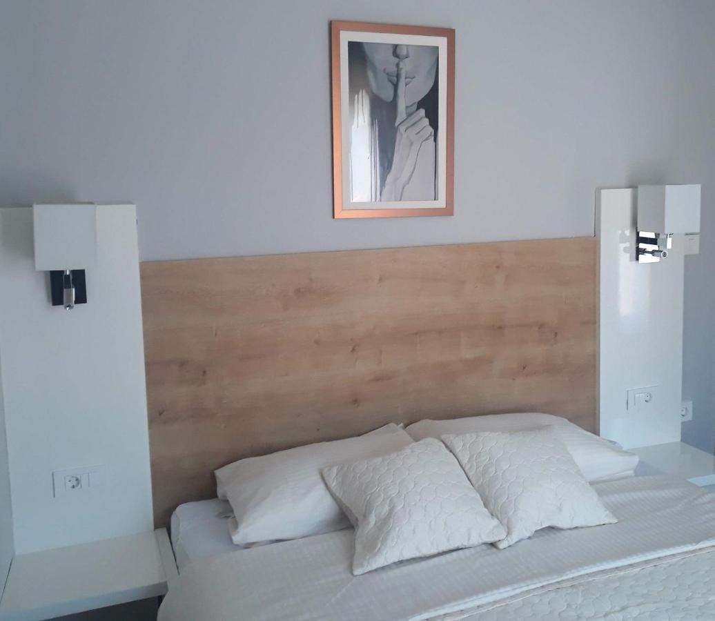 שיבניק Apartments Orsula Near Old Town חדר תמונה